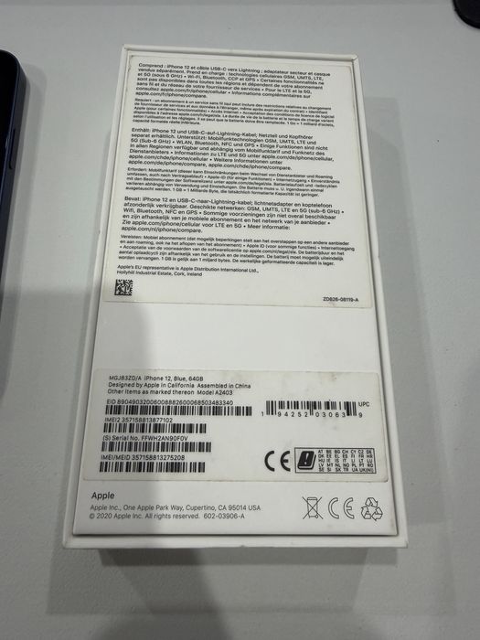 Продам iphone 12  64GB