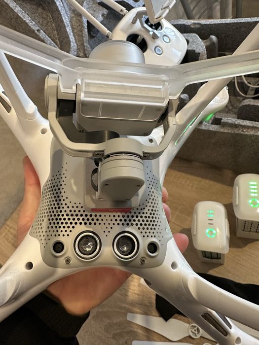 Dji phantom 4 + 3 акб