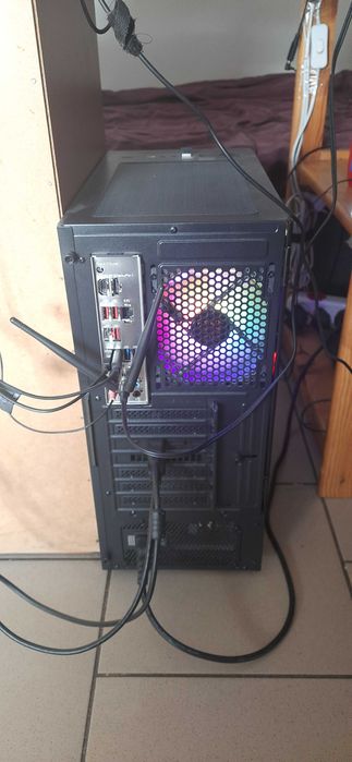 Computer gaming rtx 2080 super/7800X3D/32GB RAM DDR5