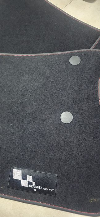 Conjunto de Tapetes Renault