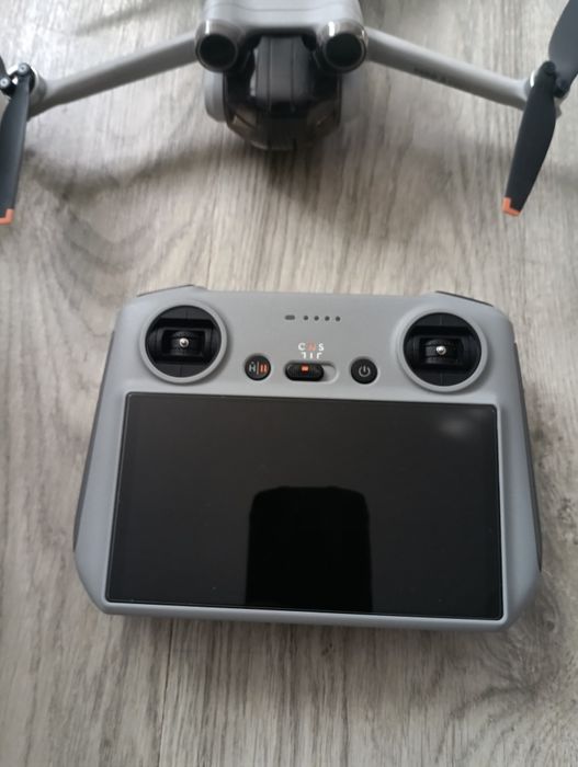 Drone DJI Mini 3 pro fly more combo