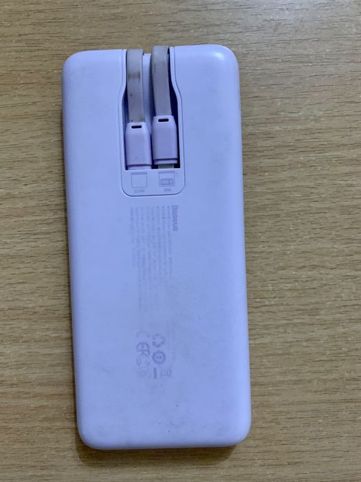 Повербанк Baseus