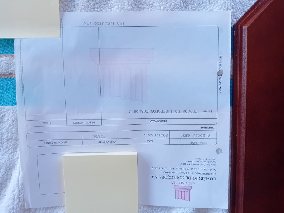 Réplica "OFICIAL" Espada Imperador Carlos V (Toledo) com factura original de 2001. Estado "MINT".