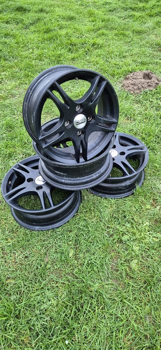 Czarne alufelgi CMS 14 ' 4x108 Peugeot Citroën Ford Opel
