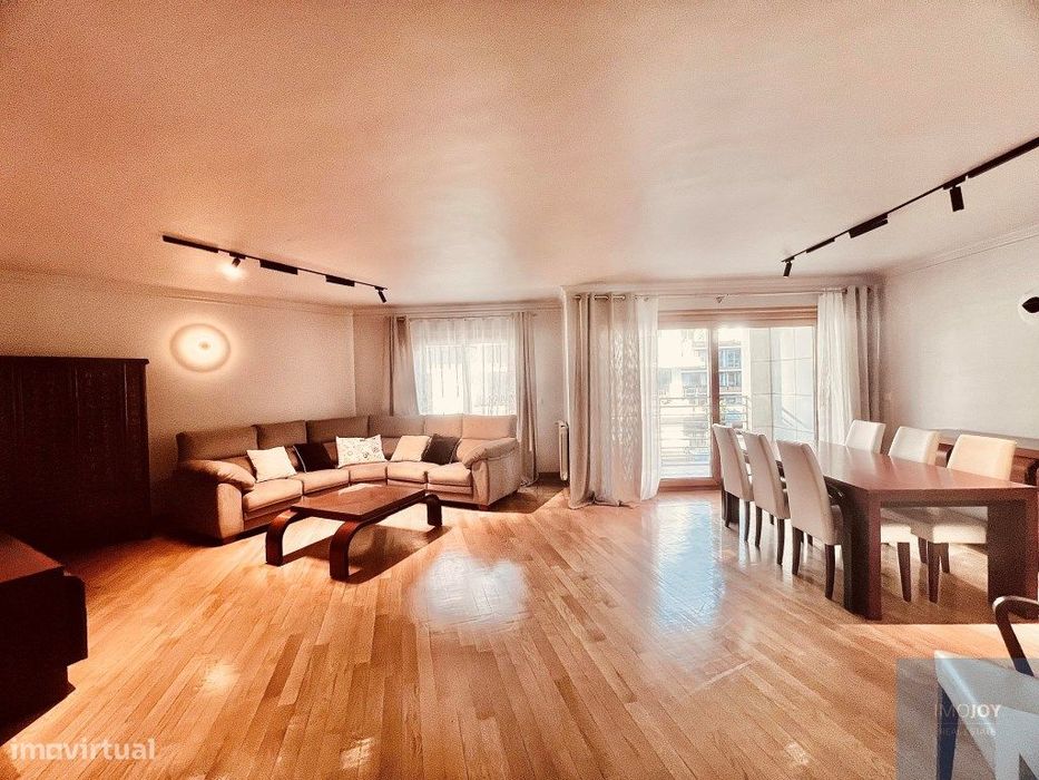 Apartamento T3 com vista Mar em Cascais