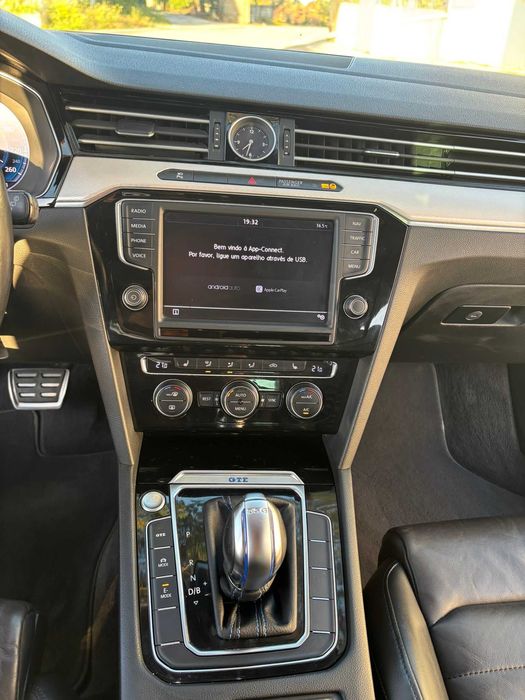 VW Passat GTE Variant Hibrido Plug-In