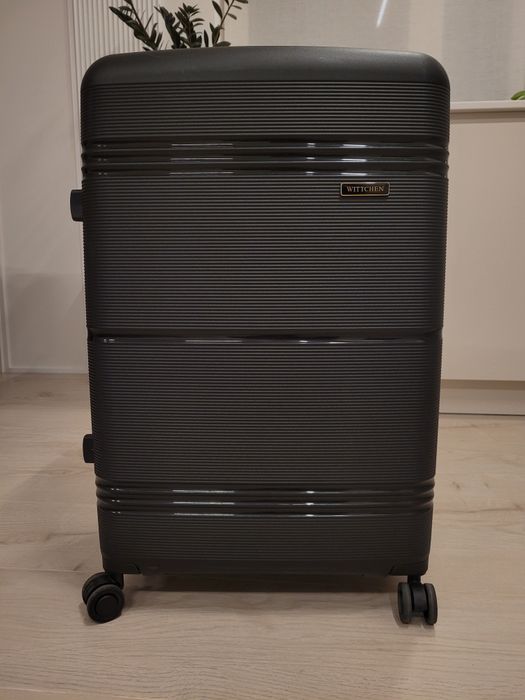 Duża walizka z polipropylen Wittchen