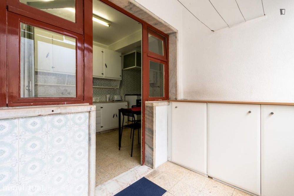 Quarto - localizado em Lisbon