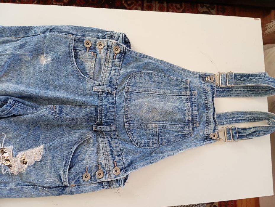 Jardineira com lantejoulas XS