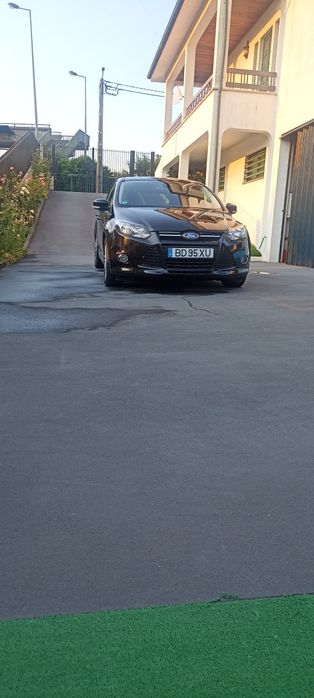 Ford Focus 1.0 EcoBoost Titanium|125cv|Correia e Bomba Óleo Mudadas