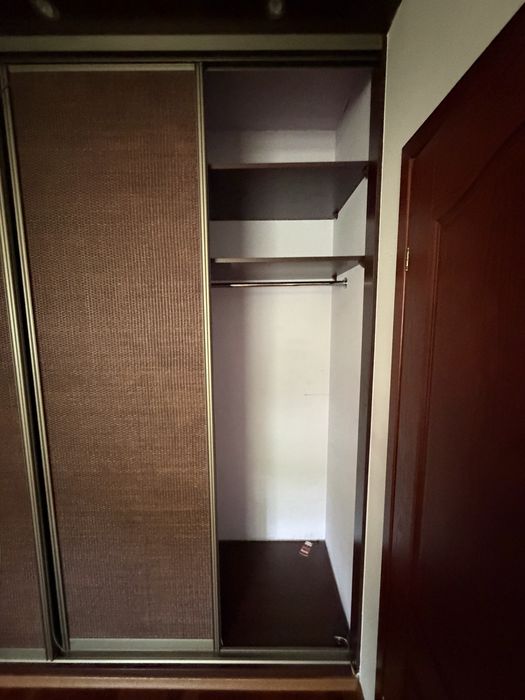 Szafa wnękowa - Rattan - z lustrem - dobry stan