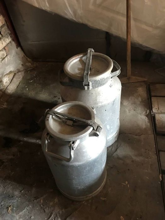 Продам бидоны алюминиевые от меда. 40л и 25 л