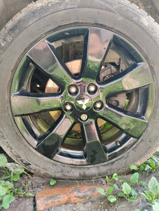 Mitsubishi outlander r18 легкосплавні диски 5x114.3