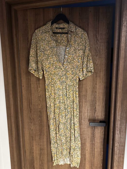Сукня в квітковий принт ZARA