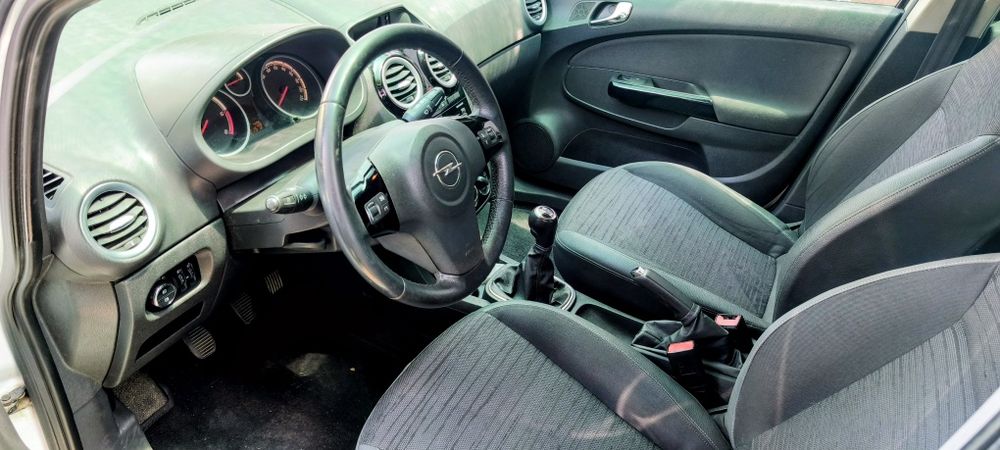 Opel Corsa D 1.3 CDTI 121 000km