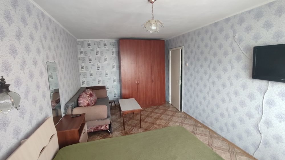 Apartment in Odesa - More