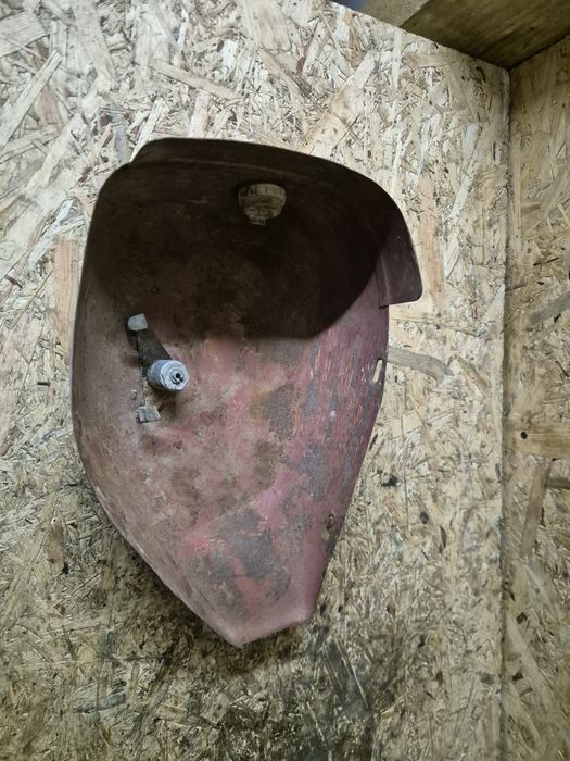 Boczek osłona akumulatora mz etz 251