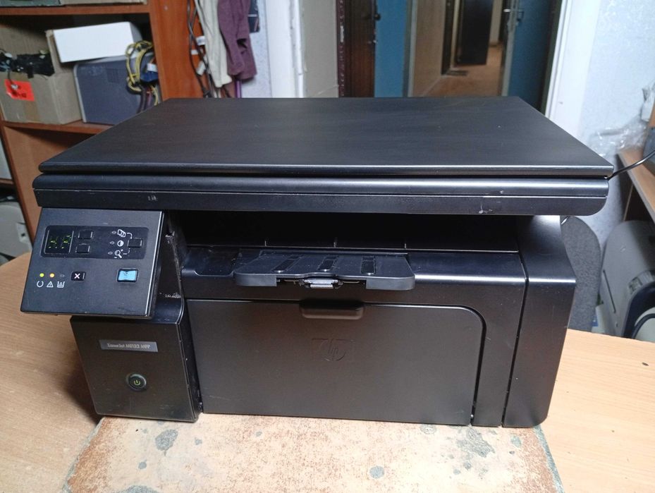 Лазерний БФП HP LaserJet Pro M1132 + НОВИЙ картридж
