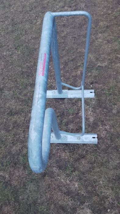 Stojak  przykrecany na motor,rower solidny firmy ziegler