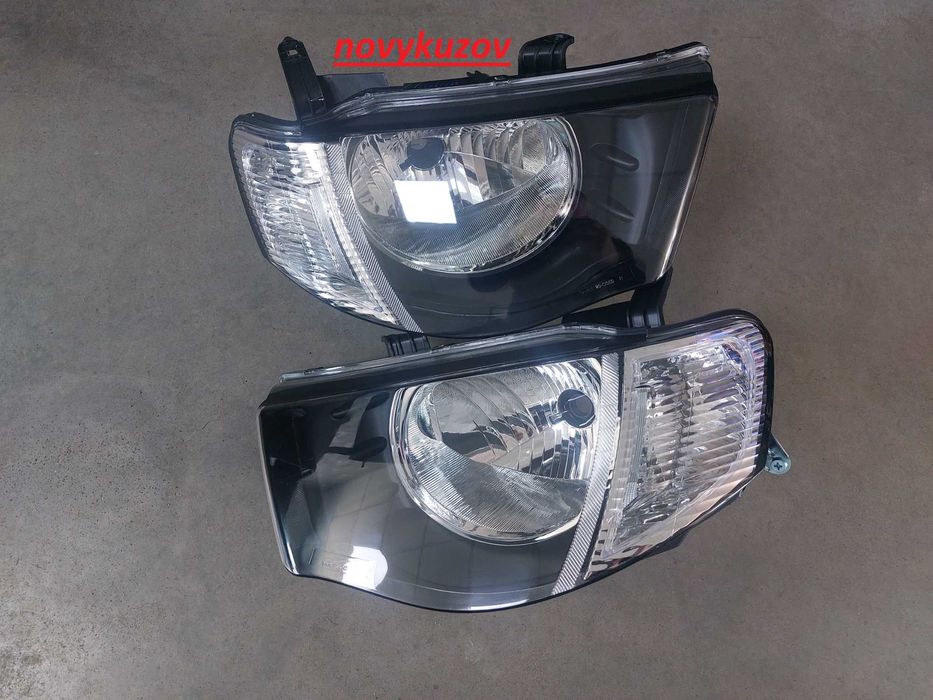 Фара   Mitsubishi L200 Митсубиси  Л200 л 200 05-15