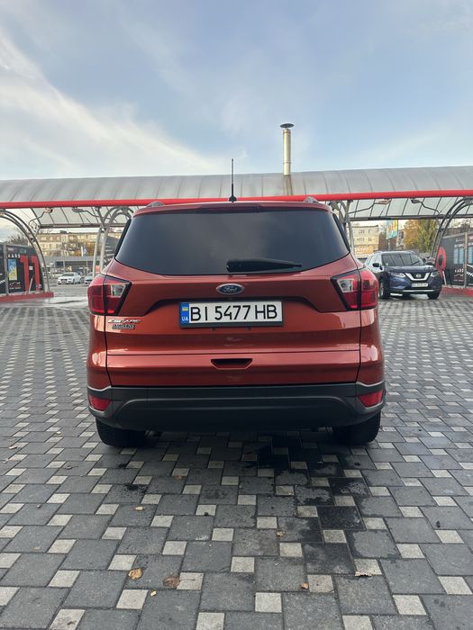 Ford Escape 2019 • 115 тис. км • Один власник в Україні