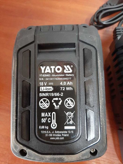 Акумуляторна пила YATO YT-828137 шина 30 см + АКБ 4Агод і зарядка