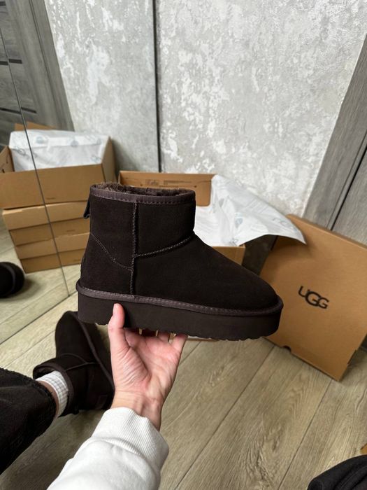 Шоколадні уггі UGG  37-41