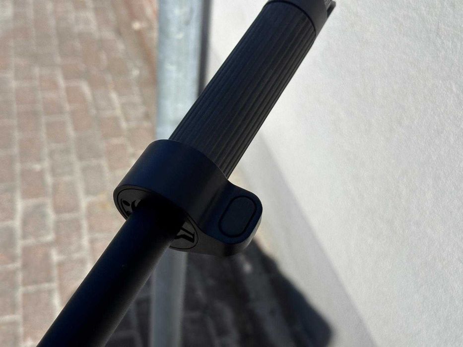 Hulajnoga XIAOMI ELECTRIC SCOOTER 5 ładowarka