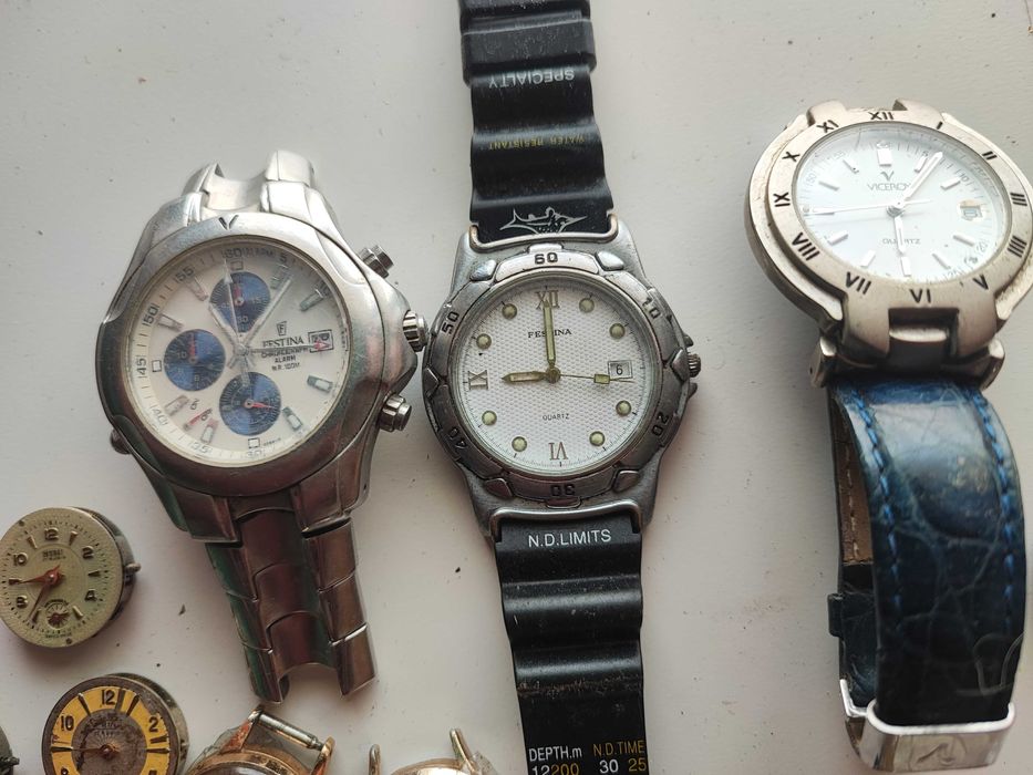 Lote de relógios para peças ou reparação
