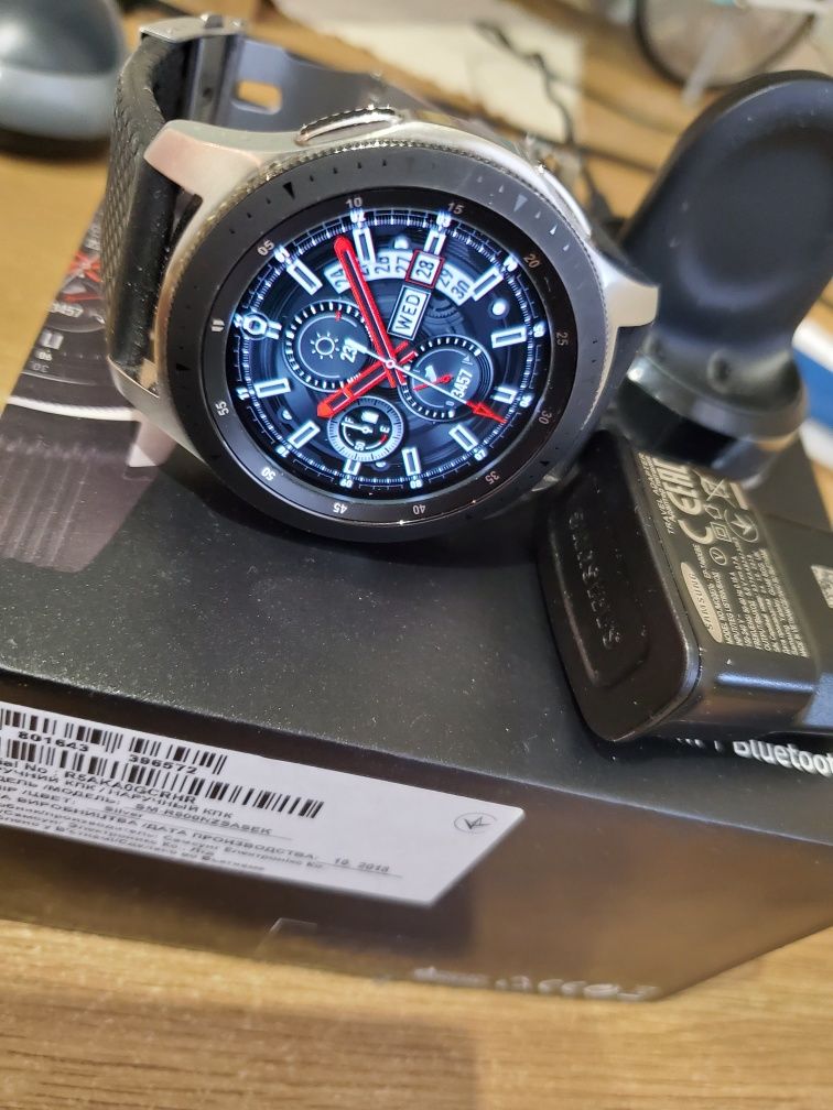 Samsung Galaxy Watch 46mm Silver 4 500 .