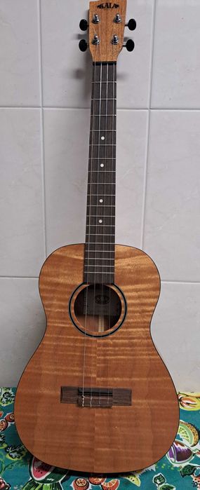 Ukulele barítono Kala