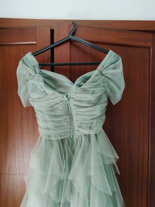 Vestido comprido verde de festa