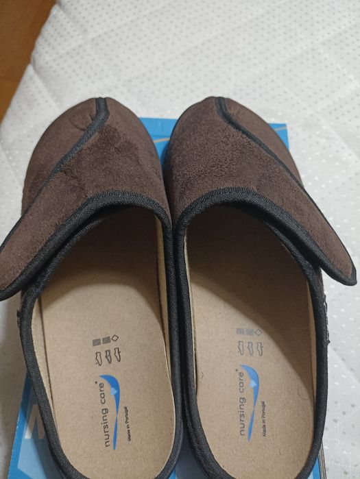 Chinelos ortopédicos