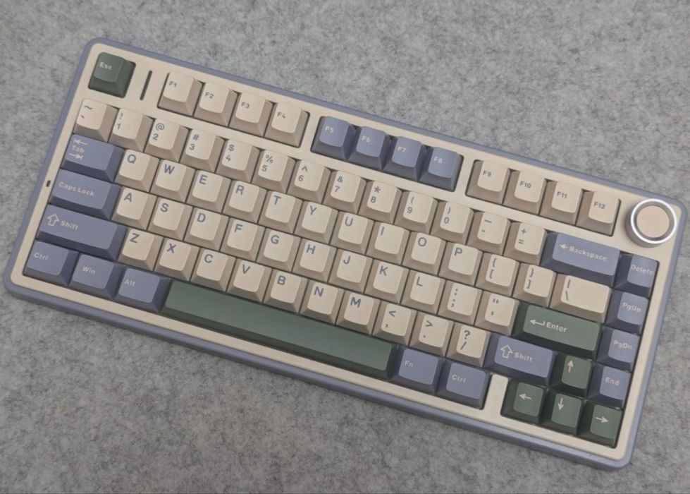 Нова!Aula F75 з кирилицею.Ціна-якість