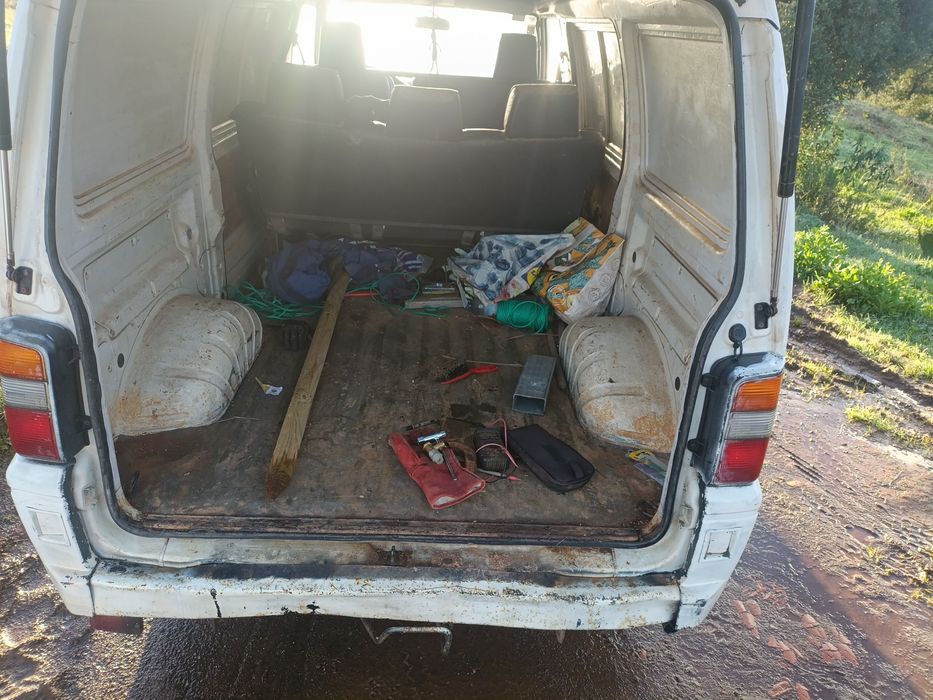 Mitsubishi l 300 matrícula austríaca