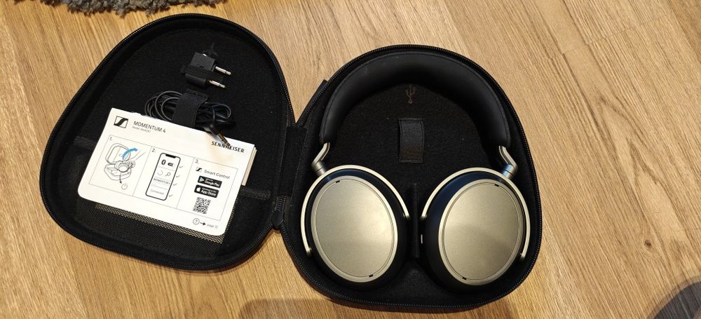 Sennheiser Momentum 4