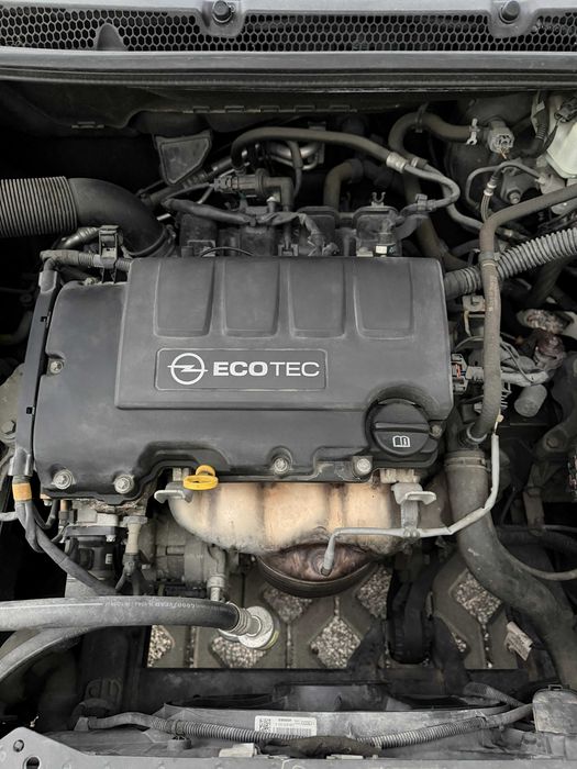 Opel Astra Cosmo 1.4 (100cvs)