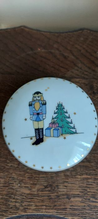 Dziadek do orzechów  - Szkatułka  - Porcelana  - Kaiser
