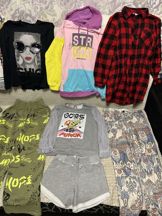 Пакет речей на дівчинку 10-11 років