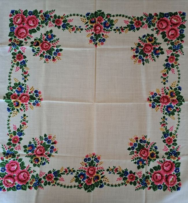 Красиві хустки в українському стилі  (нові)