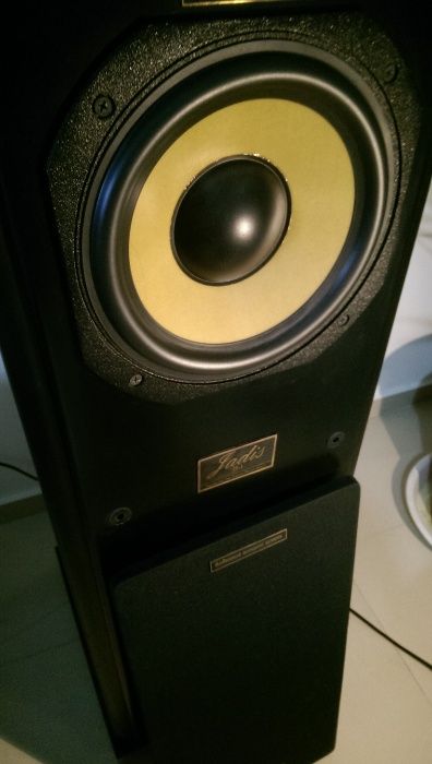 Колонки напольные акустика Jadis-1 USA