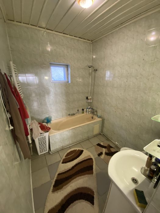 Продам будинок у передмісті Виноградів