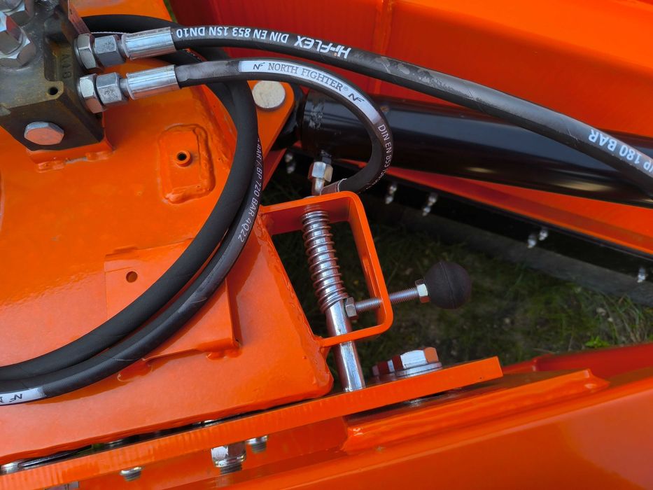 Pług do śniegu Strzałka 6mm wysoka Metal-technik 2,6-3,0m