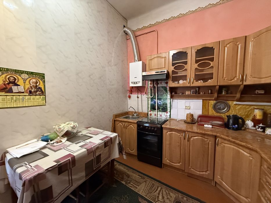 Продаж 2-кім. квартири 66.9 м.кв., в. О. Бобикевича