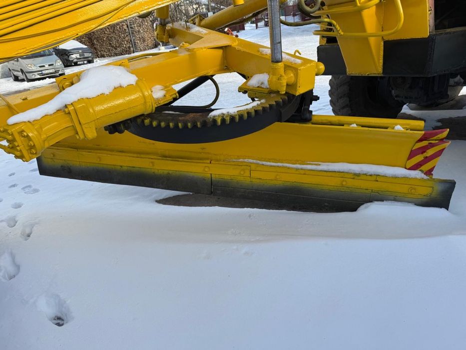 Грейдер ДЗ-99 снігоприбиральна техніка