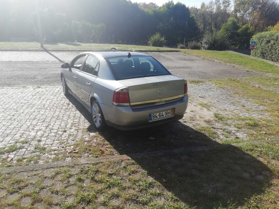 Veículo automóvel