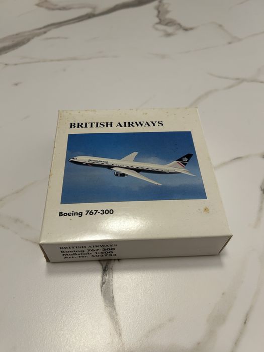Model Boeing 767-300 Herpa