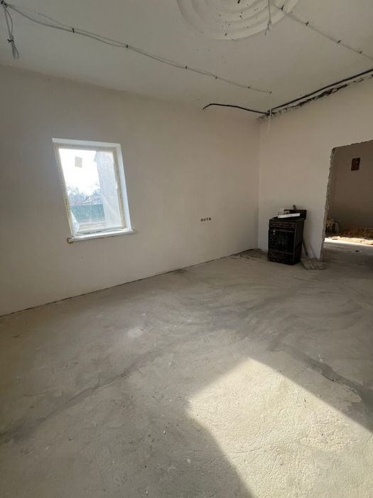 Продам будинок .