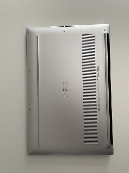 Dell XPS 15 9500 4K Touch | i7-10750H | 32GB RAM | 1.25TB SSD | GTX 1650Ti