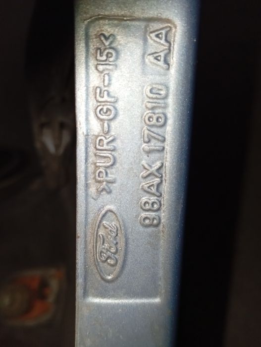 Parachoque Ford focus mk1 st collection